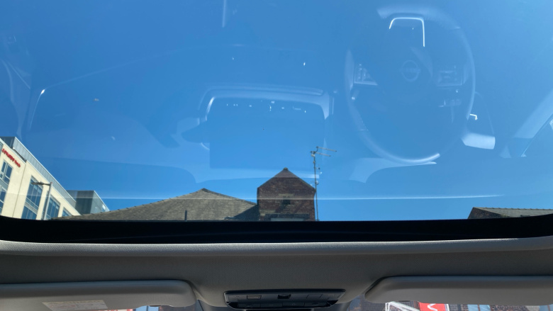 Nissan Qashqai 1.3 DiG-T MH N-Connecta 5dr Petrol Hatchback